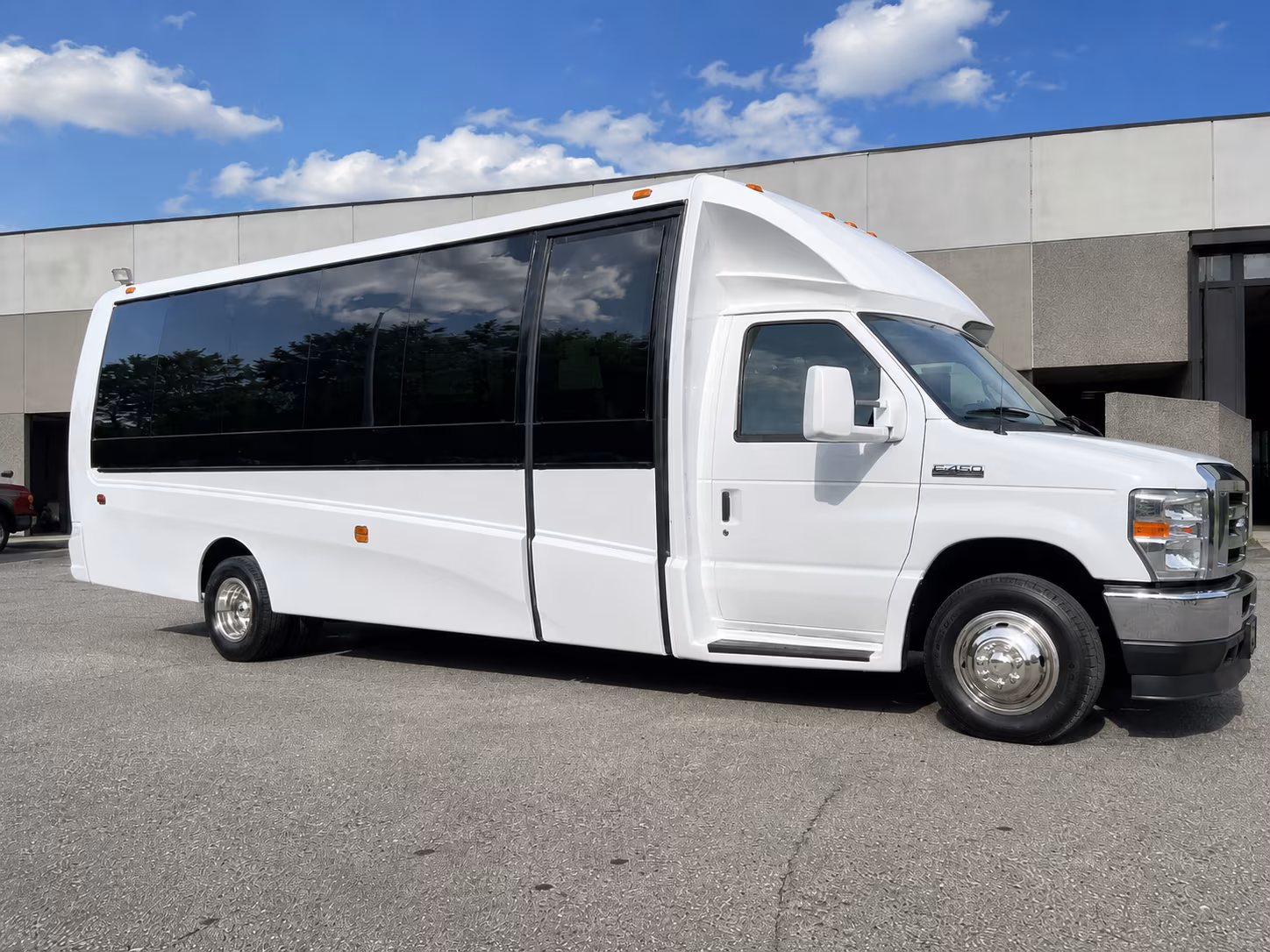 charter buses to mizner park amphitheater shows in boca raton